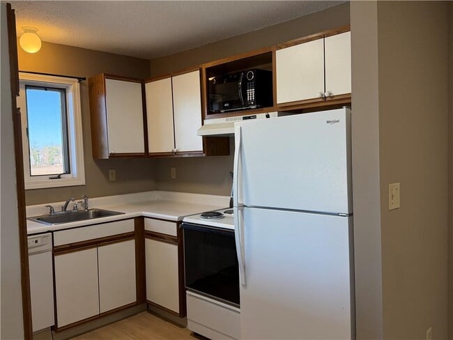 Photo - 724 Beverage Hill Ave Unidad 302