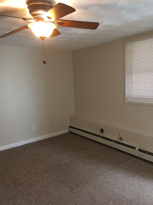 Photo - 37 Cecilian Ave Unit 1st floor