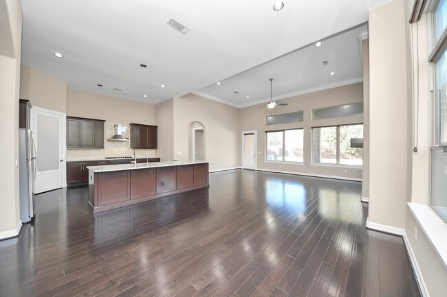 Photo - 11406 Finavon Ln