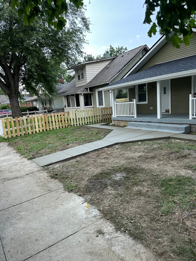 Photo - 3038 Meredith Ave Unidad 1