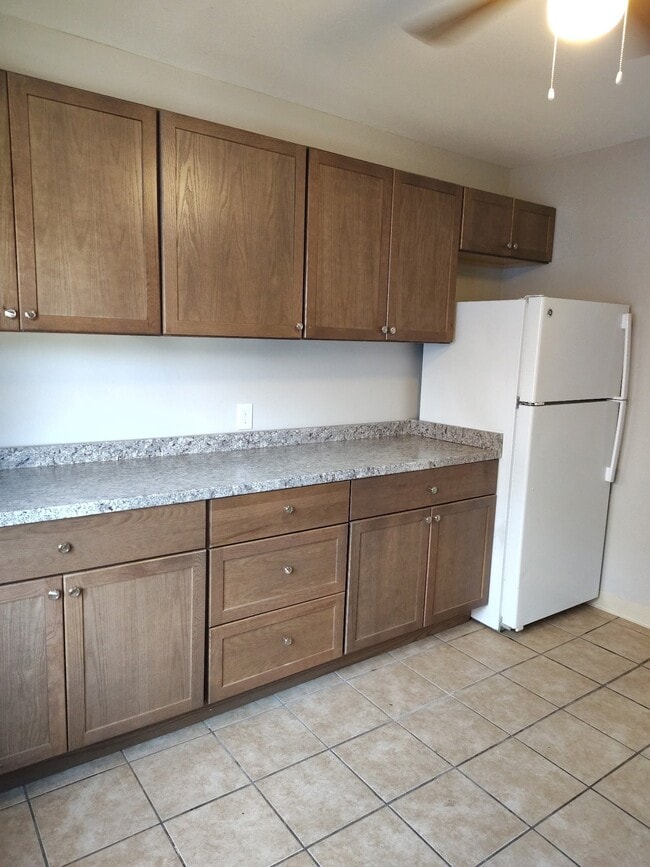 413 Wilkinson St Unit 5