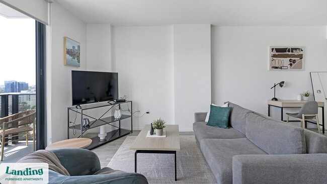 Photo - 301 SW 1st Ave Unidad 1921.1401726