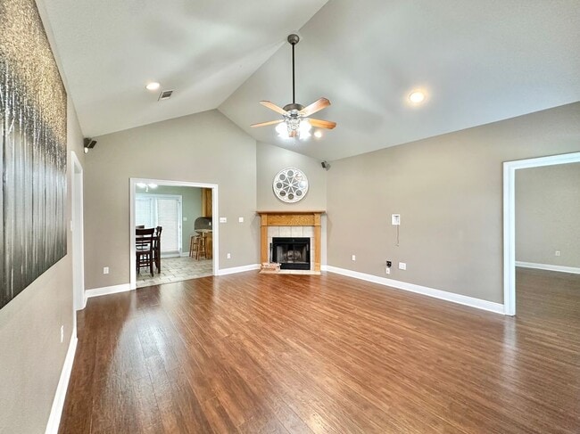 Photo - 10211 Webb Rd