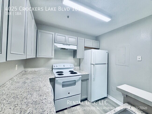 Photo - 4025 Crockers Lake Blvd