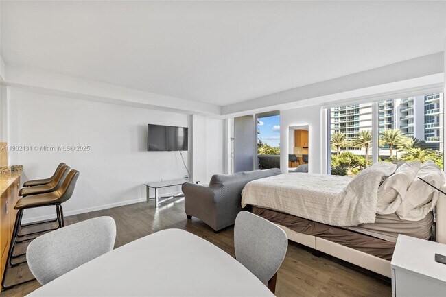 Photo - 10275 Collins Ave Unit 402