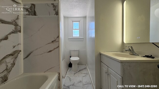 Photo - 200 Chaffey St