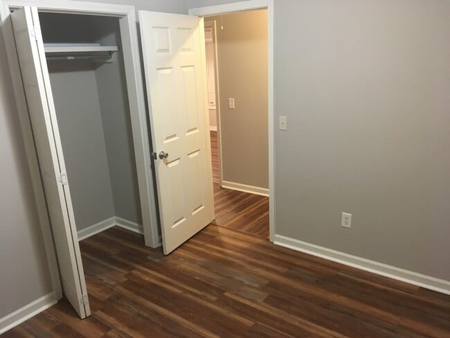 Photo - 3511 Drayton Dr