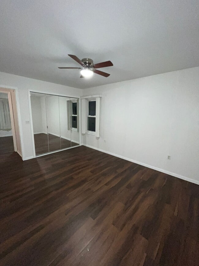 Photo - 27621 Long St