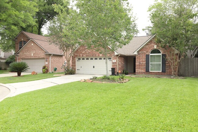 1715 Red Oak Terrace