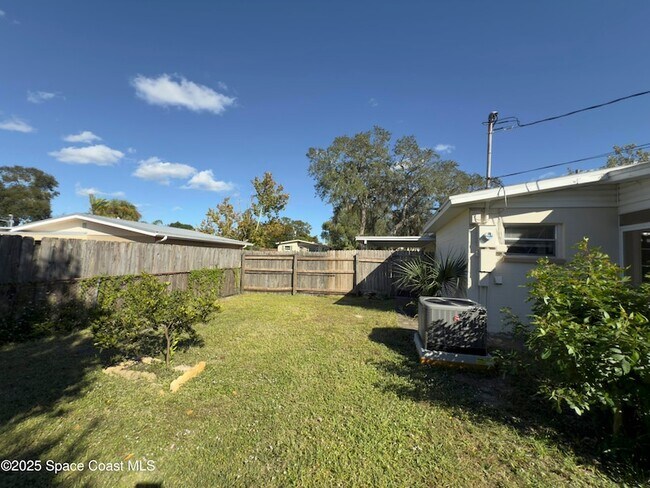 Photo - 4530 Coleridge Ave