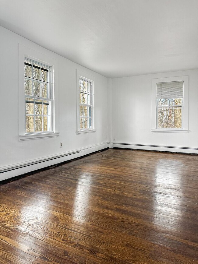 Photo - 35 Terrace Dr Unit 2L