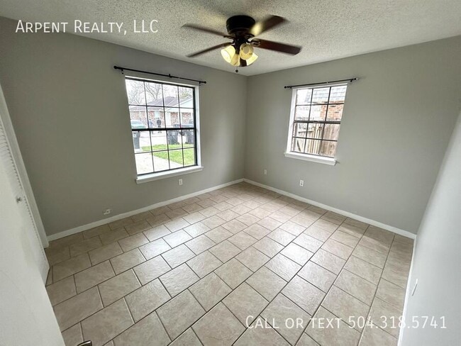 Photo - 1924 Tusa Dr Unit B