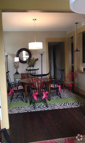 Dining Room - Historic Wellsport Portwell Flats