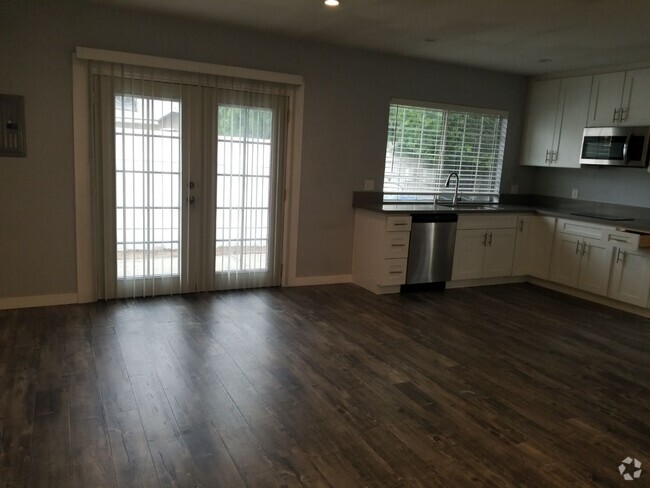 Building Photo - 1013 E Santa Anita Ave Rental