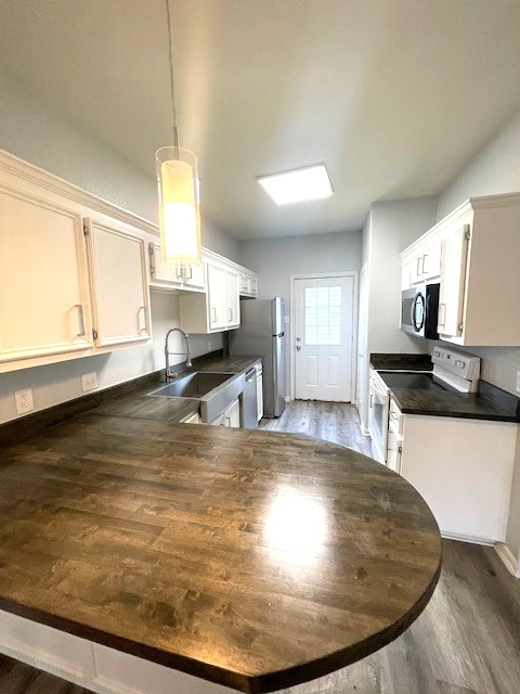 Photo - 1500 James Ave