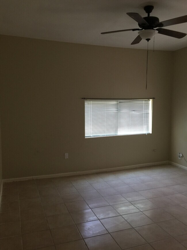 Photo - Completely renovated Large house, perfect ...