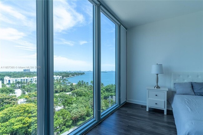 Photo - 601 NW 36th St Unit 1002