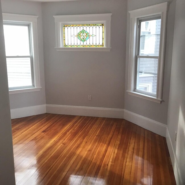 Photo - 11 Atkins St Apartments Unit 2