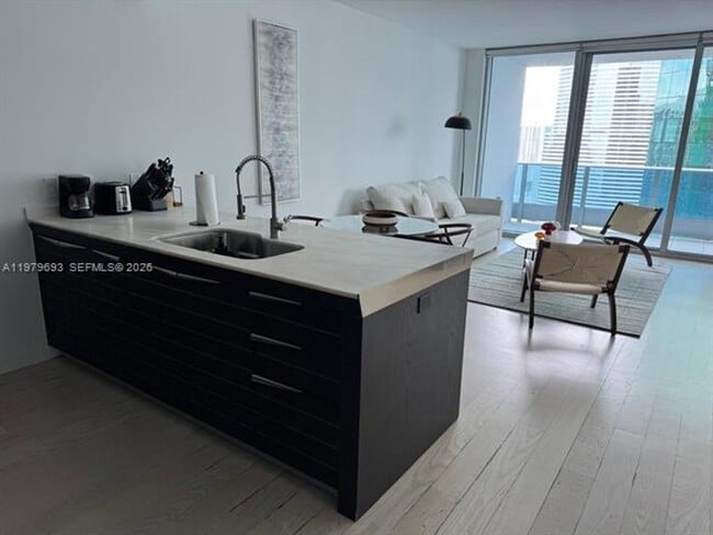 Photo - 200 Biscayne Blvd Way Unit 200 Biscayne Boulevard Way # 3711