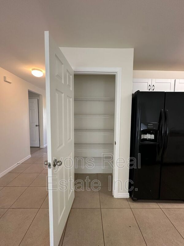 Photo - 5521 Gillot Blvd