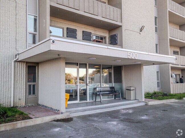 Photo - Gordon Avenue