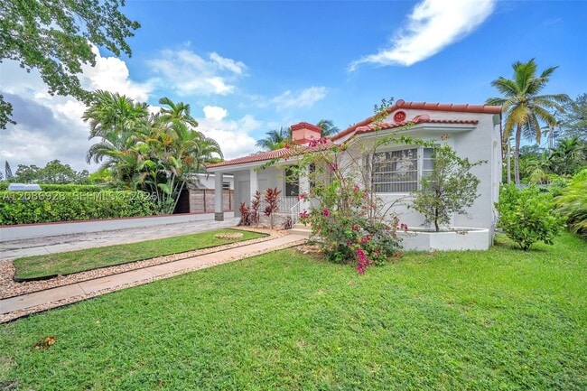Photo - 801 SW 24th Rd