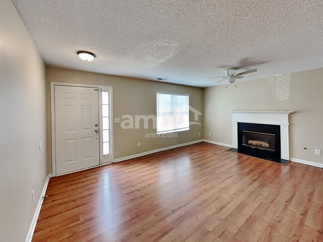 Photo - 3826 Tidewater Way NW