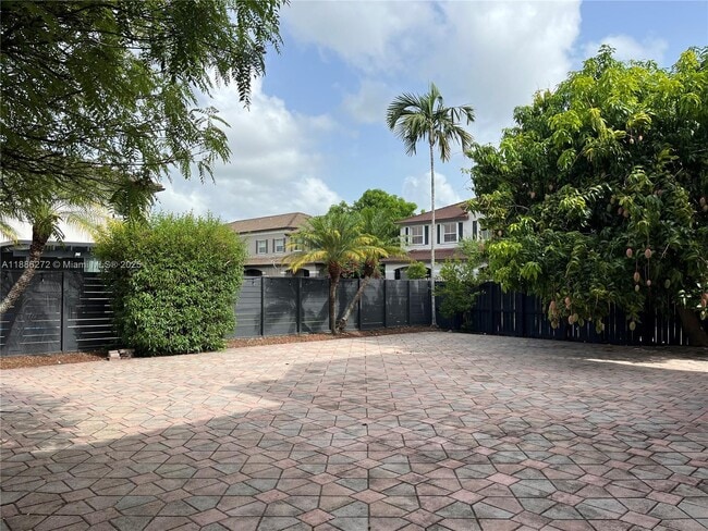 Photo - 9140 SW 153rd Ave
