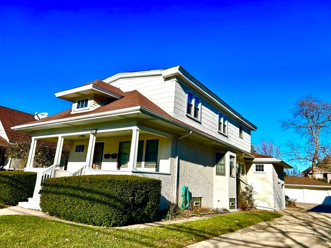 Building Photo - 461 N Northwest Hwy Unit 2