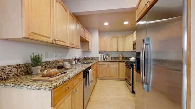 Photo - 503 Avenue G