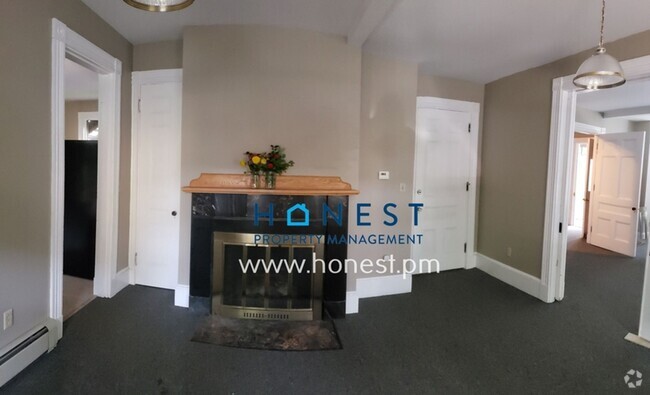 Building Photo - 12 Church St Unit 1 Rental