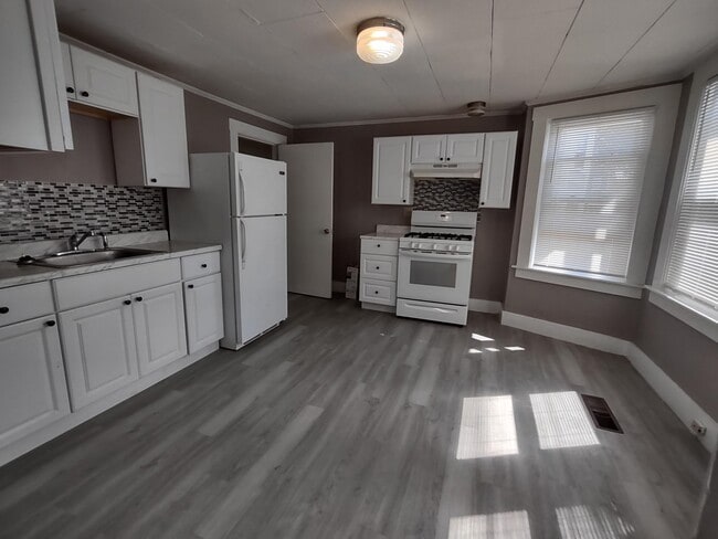 Photo - 9 Merchant St Unit 2