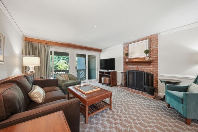 Photo - Resort Style Living - KINGSMILL (Graves Ordinary)