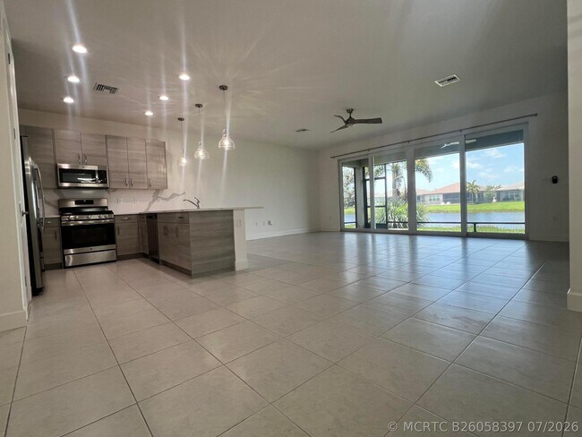 11664 SW River Crossing Pl