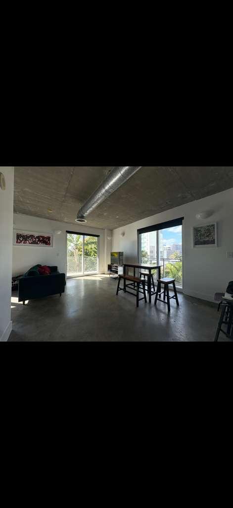 Photo - 455 NE 25th St