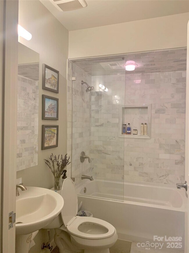 Photo - 3612 Artist's Way