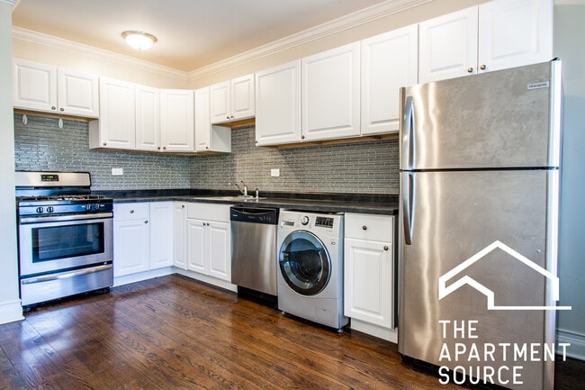 Photo - 2133 N Dayton St Unit 2