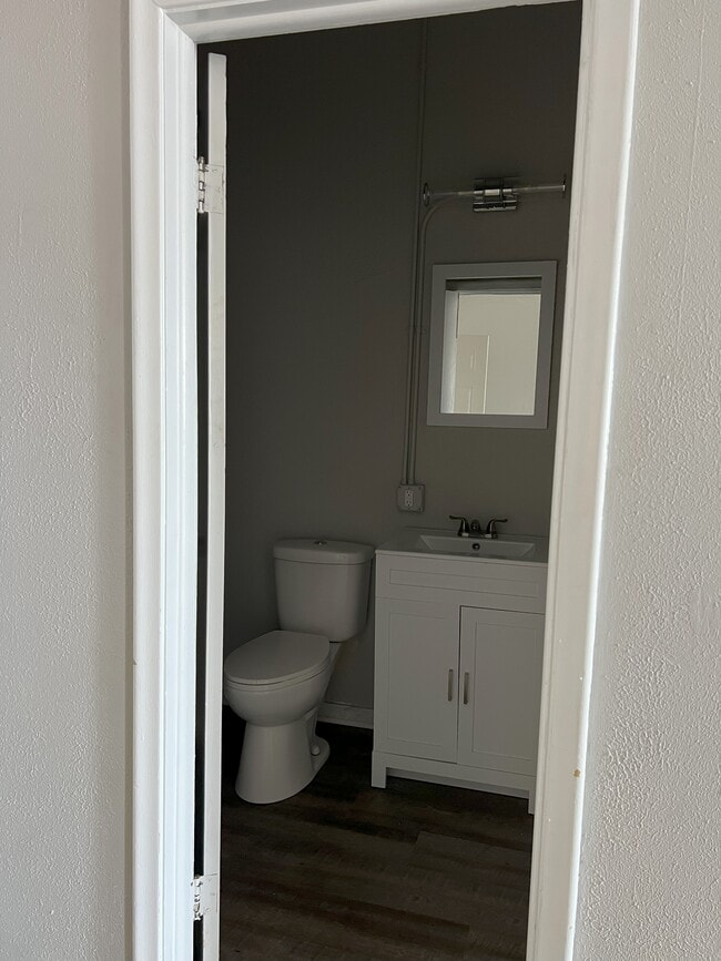 Photo - Arcade Building Unit 4