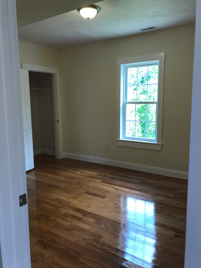 Photo - 146-148 Alma Unit 148