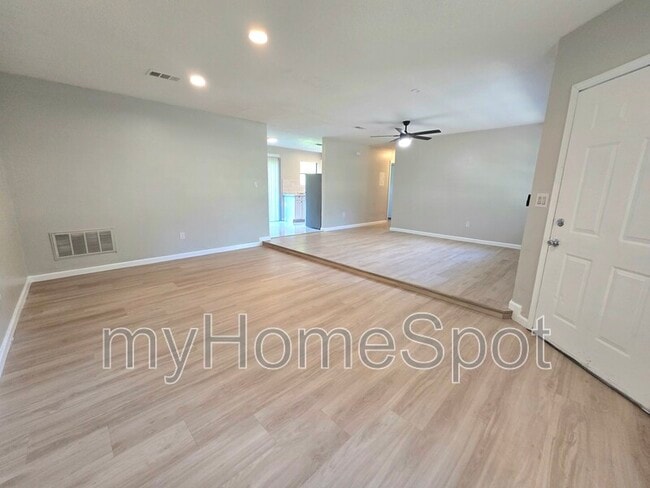 Photo - 1017 Fremont Ave