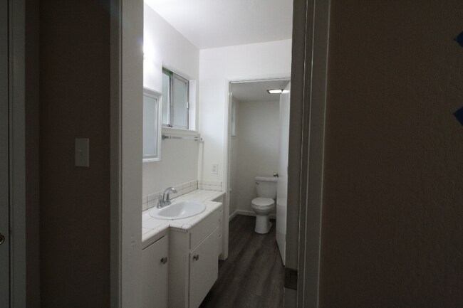 Photo - 2220 Lake Rd Unit C3