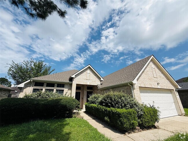 Building Photo - 210 Cedar Lake Dr Rental