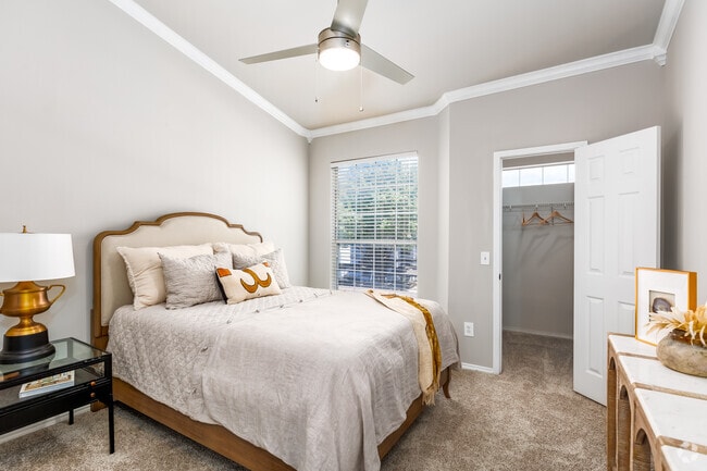 2BR, 2BA - 1,080SF - Avalon at Chase Oaks