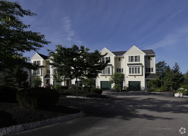 Photo - Groveland Commons