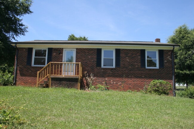 Photo - 3777 Sedgefield Dr