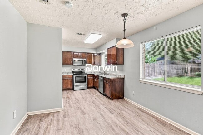 Photo - 6406 Summer Ridge Dr