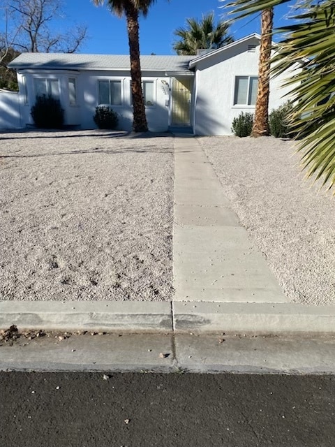 Front Yard - 1216 S 7th St