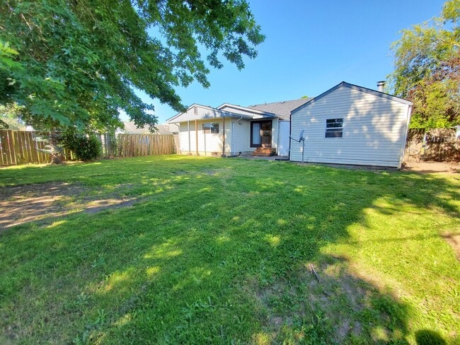 Photo - 3 Bed 2 Bath Home w/ storage shed