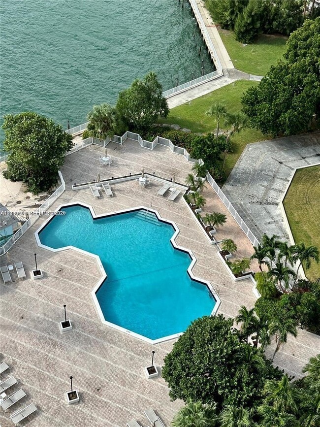 Photo - 11111 Biscayne Blvd Unit 18E