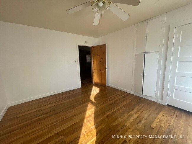 Photo - 2500 5th Ave